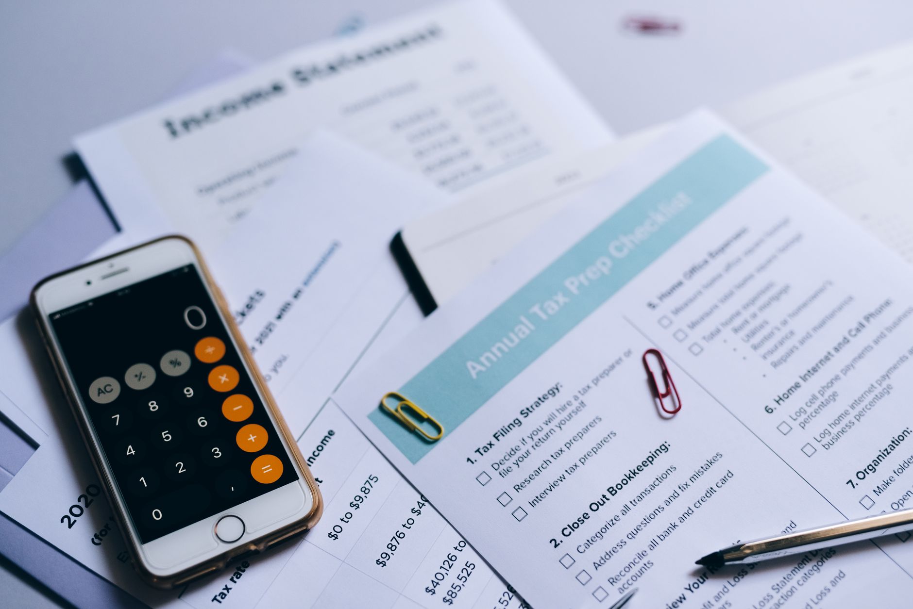 Annual Ohio insurance review checklist on clipboard