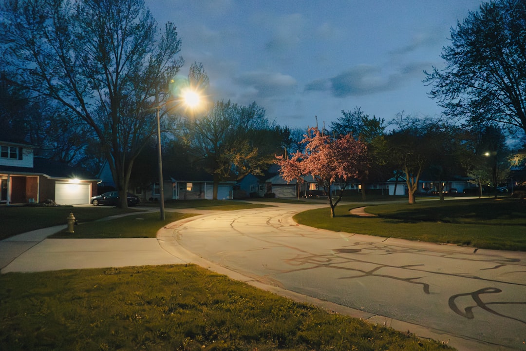 Ohio neighborhood homes on suburban street