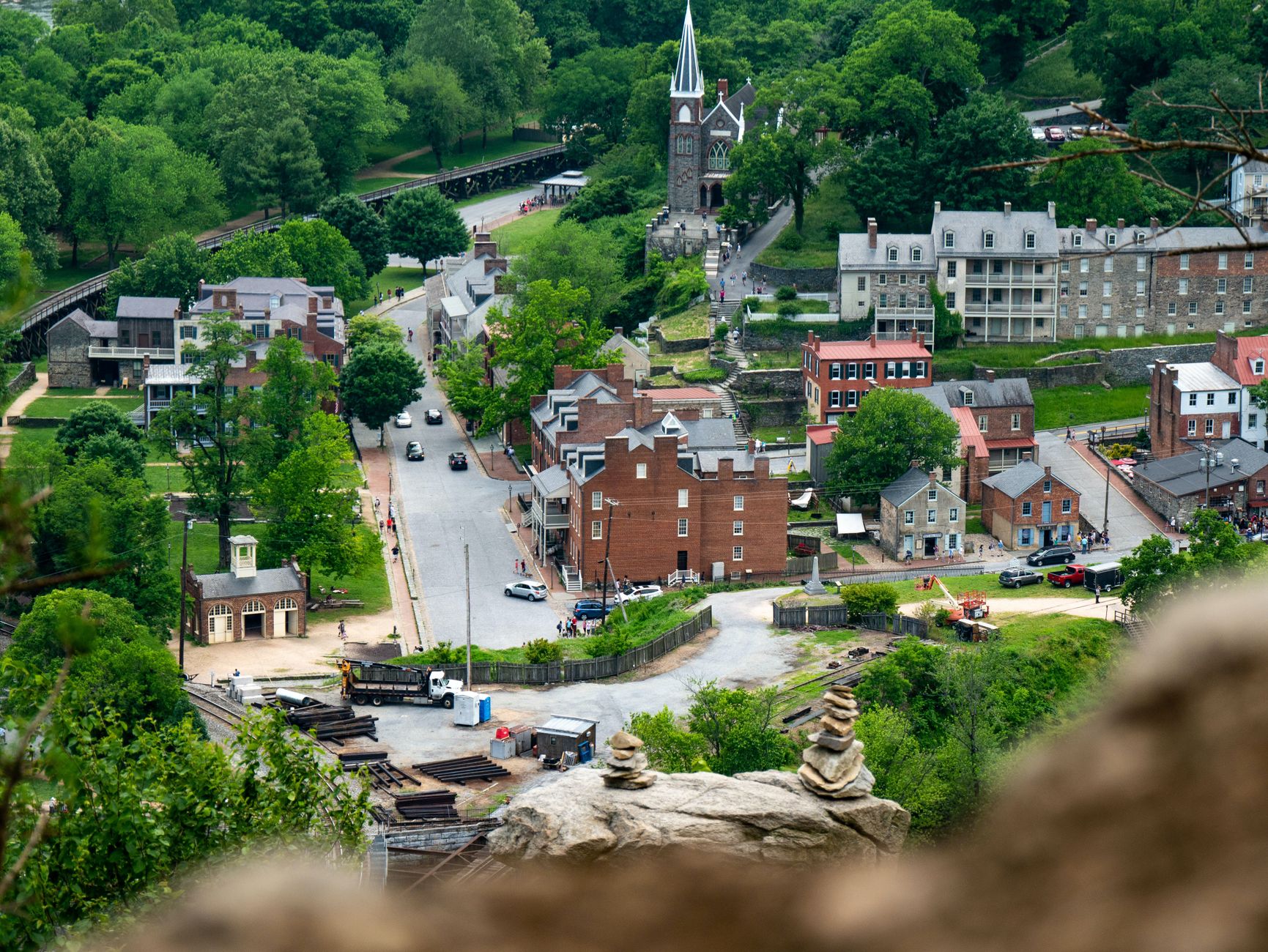 Ohio West Virginia border river community