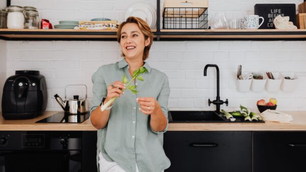 Best air fryer oven: cooking in a modern home kitchen