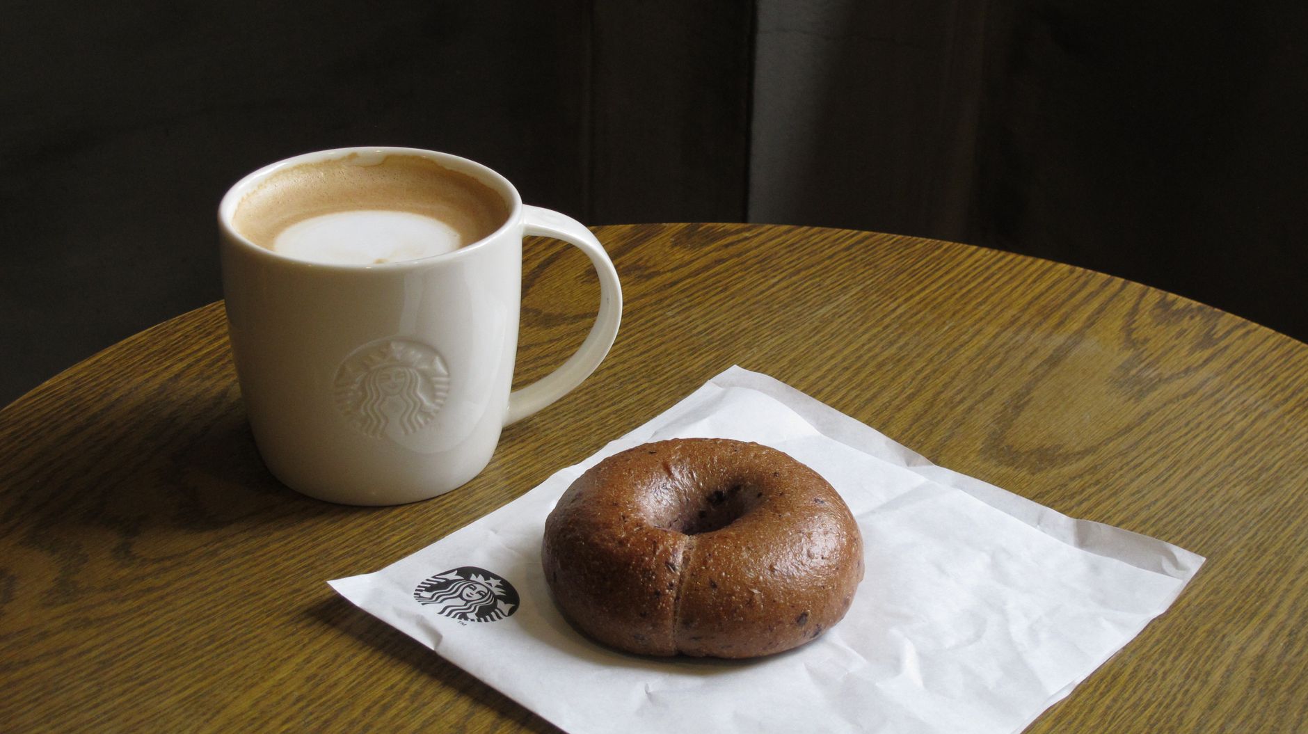 Bagels on a breakfast table