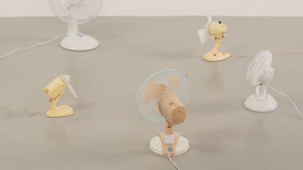 Best desk fan: a small electric fan
