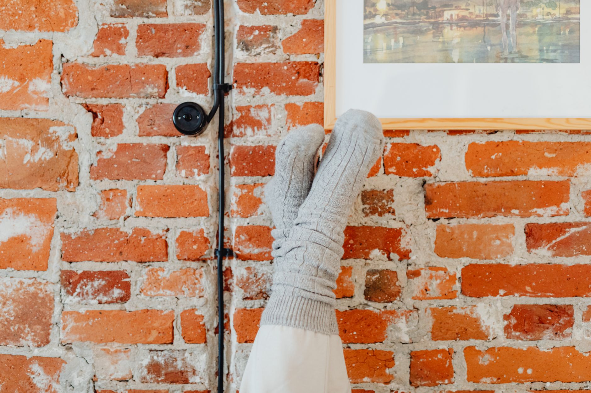 Best heated socks guide: feet in warm socks at home