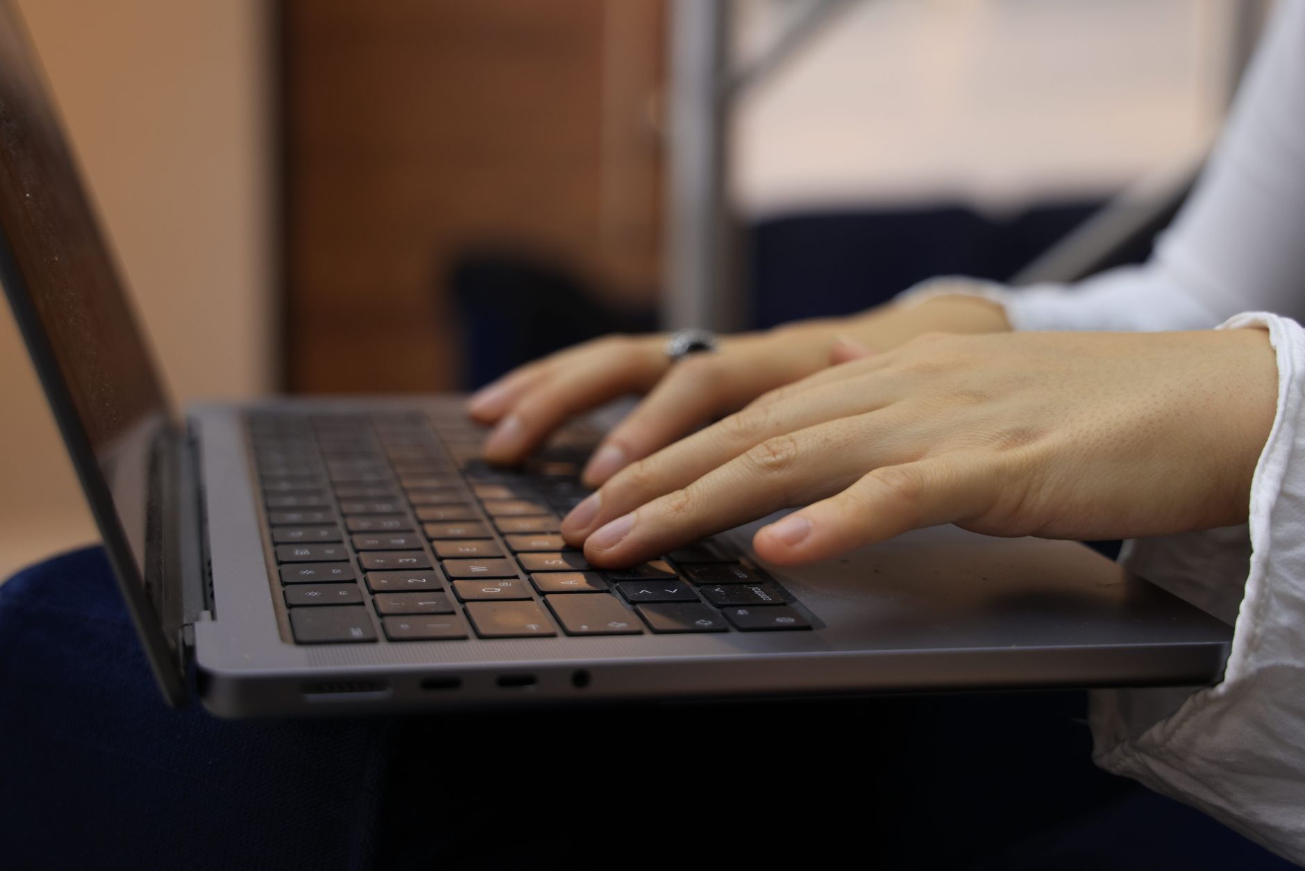 Best wireless keyboard and mouse: hands typing on a keyboard