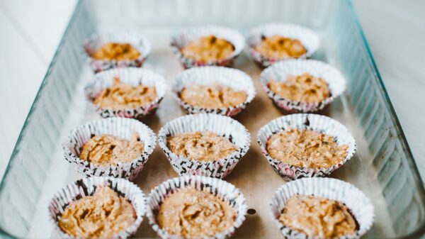 Best muffin pan: fresh muffins in a baking tray