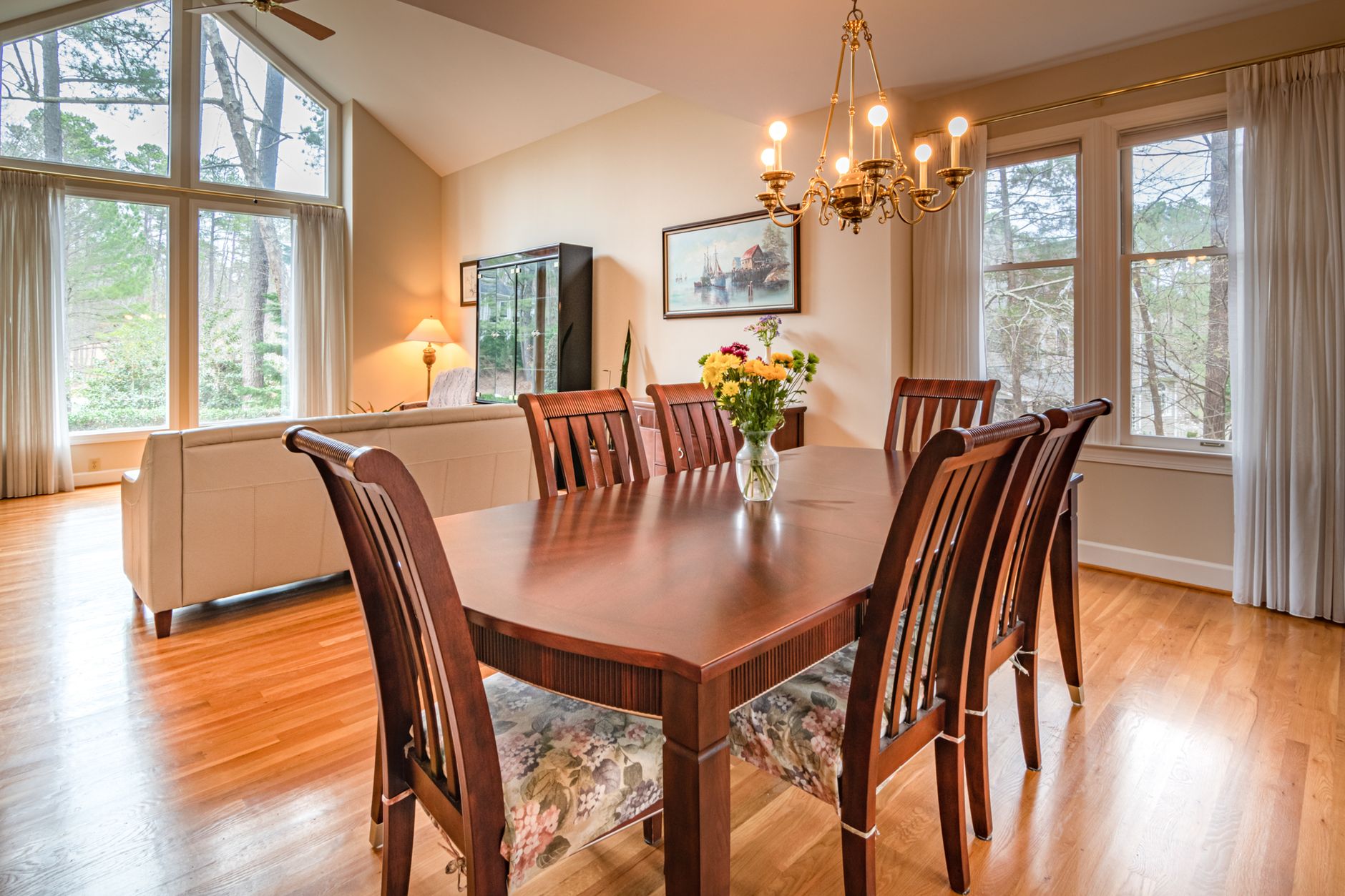 A wood floor in a quiet living room