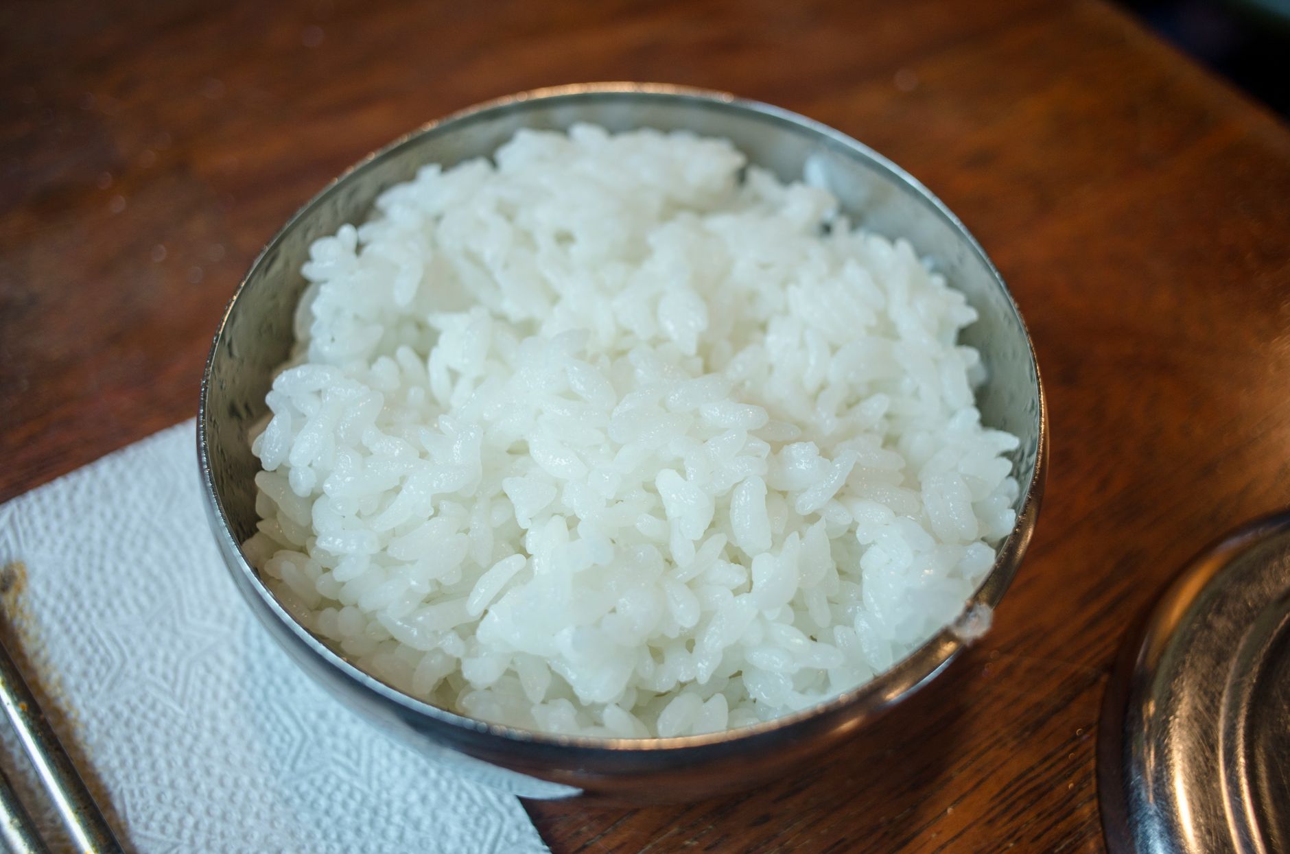 A bowl of cooked white rice