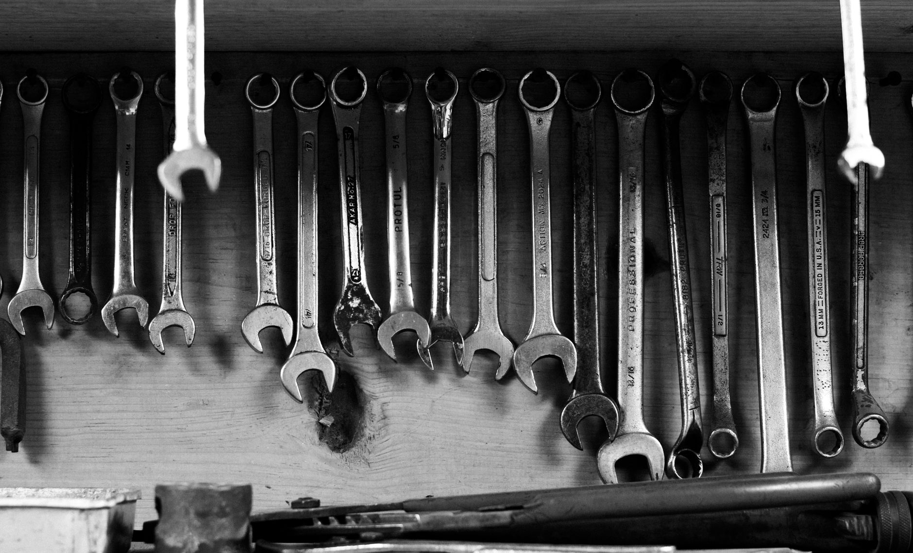 A tidy home garage workshop