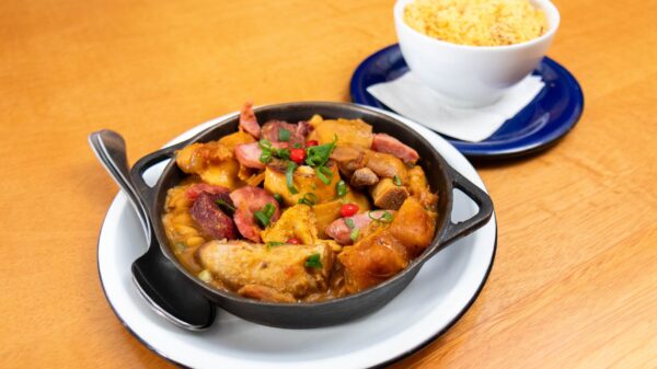 Best trivet: a hot pot of food set out on a dinner table