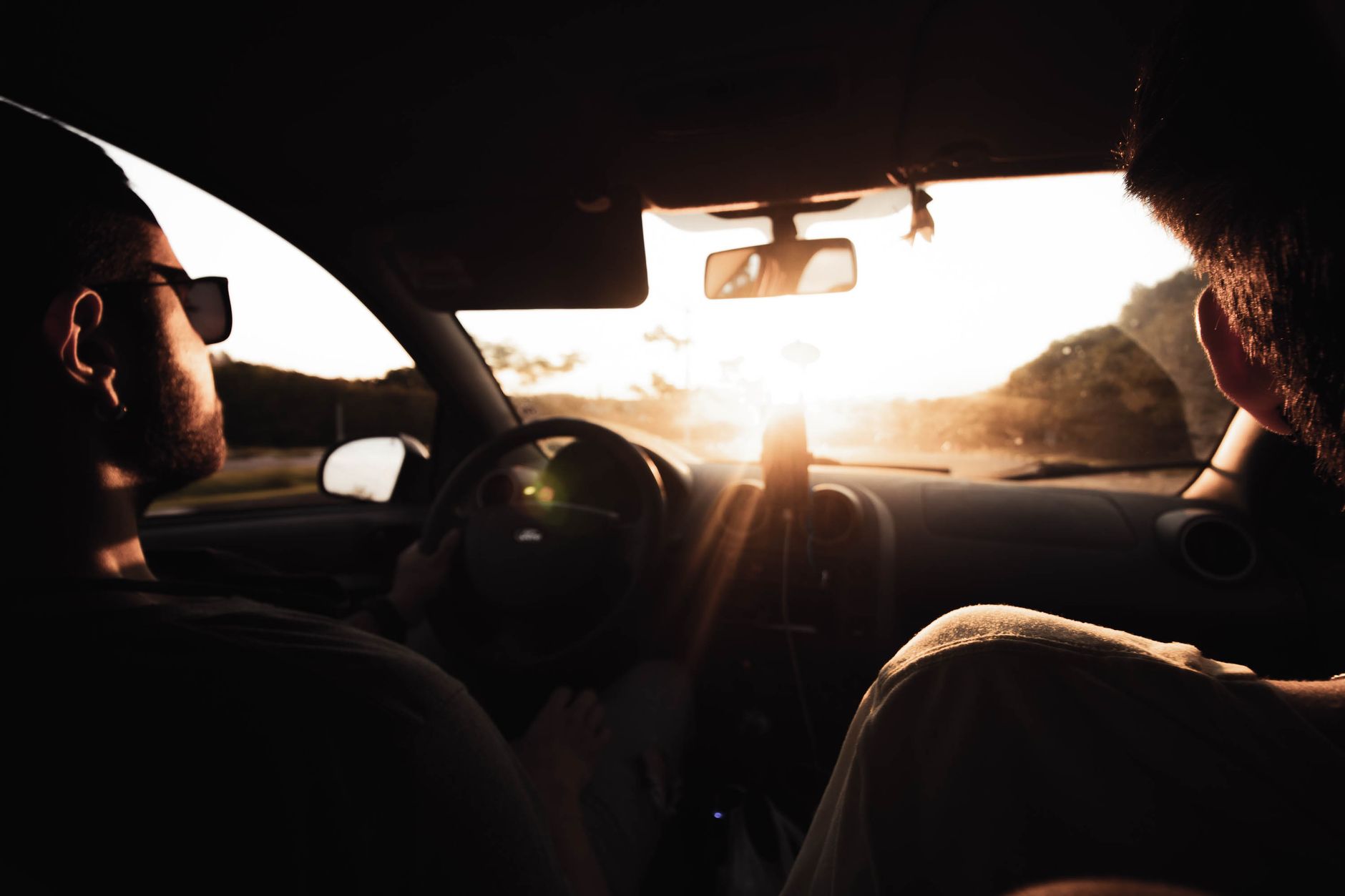 Best windshield sun shade: sunlight through a windshield